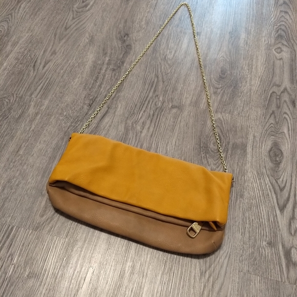 Steve Madden Handbags - Reversible Clutch